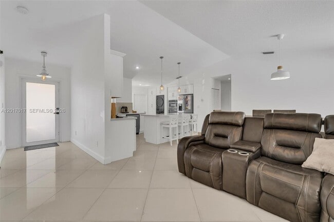 Building Photo - 14813 SW 171st Ter