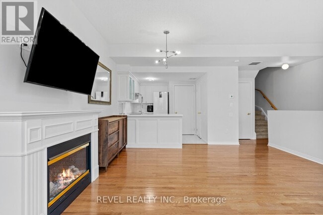 Photo du bâtiment - 760 Lawrence Ave W