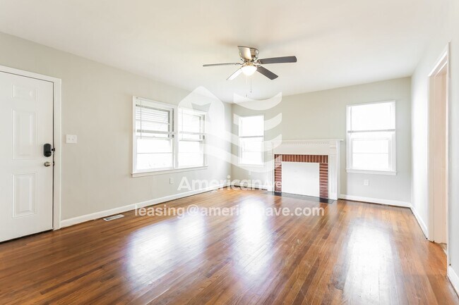 Foto del edificio - 276 Caulder Cir