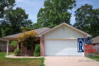 Building Photo - 104 Austin Ln