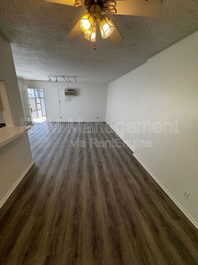 Building Photo - 11939 Albers St