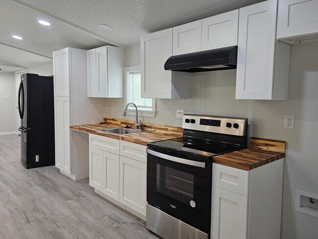 Foto del edificio - 723 Alamo St