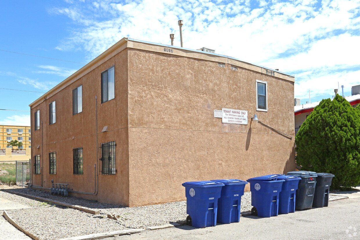 Building Photo - 1808-1812 Buena Vista Dr SE