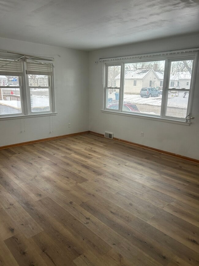 Foto del edificio - 716 Henry St