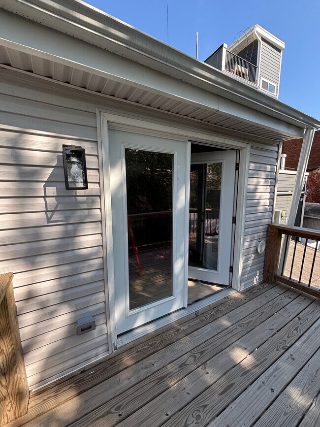 Foto del edificio - 452 Belgrade St