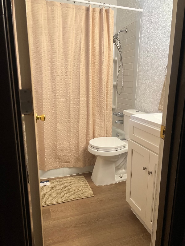 Building Photo - 1708 Holloman Dr