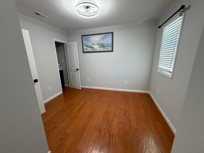 Foto del edificio - 307 Delaware St