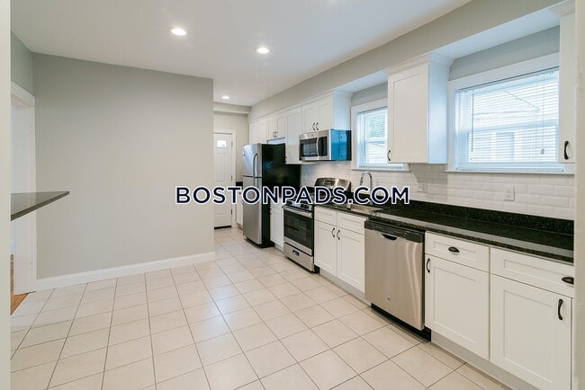 Foto del edificio - 58 Saunders St