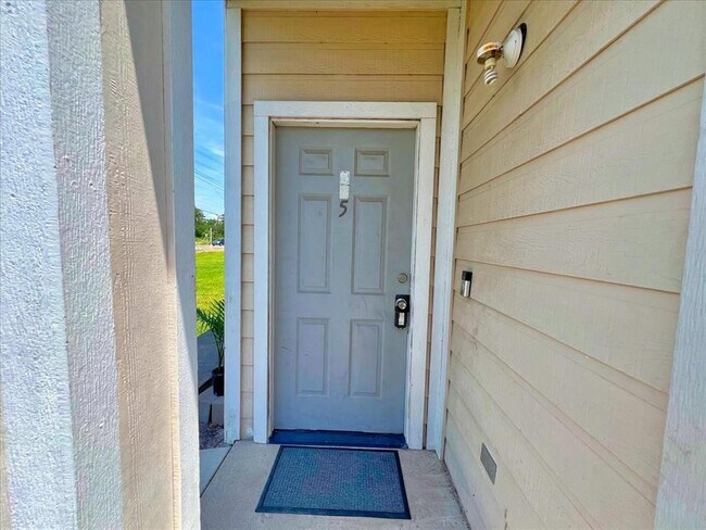 Foto del edificio - 13117 Vickery St