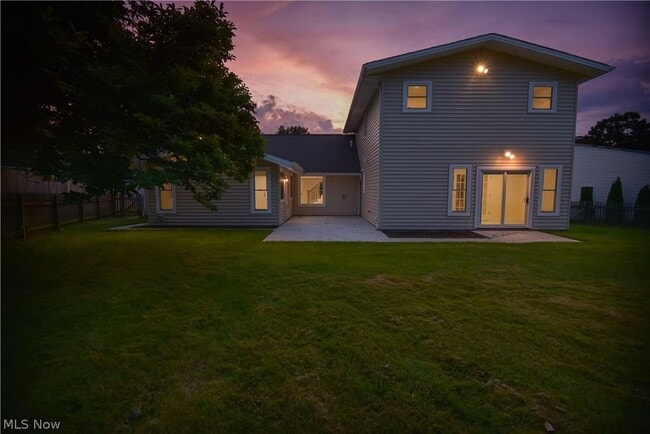 Building Photo - 263 Cardinal Dr