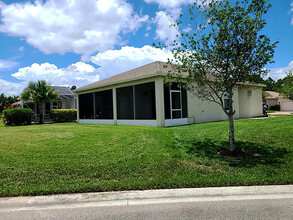 Building Photo - 205 SW Maclay Way