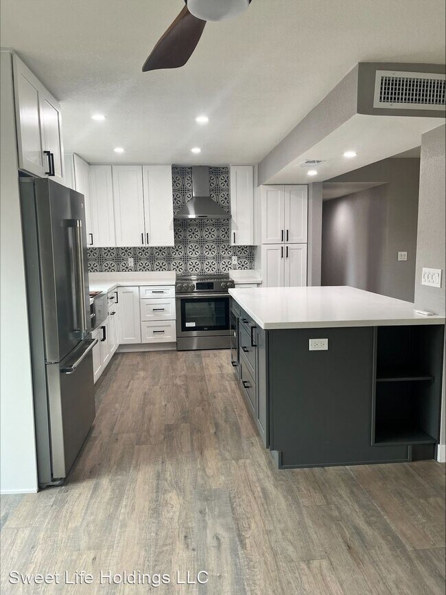 Foto del edificio - 3 br, 2 bath House - 7000 N Via Camello De...