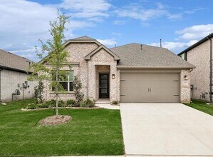 Building Photo - 1271 Mill Pl
