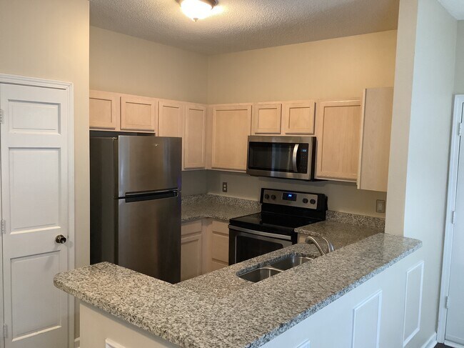 Foto del edificio - 13317 Michael Lynn Rd