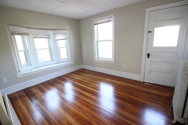 Foto del edificio - 14 Dow St