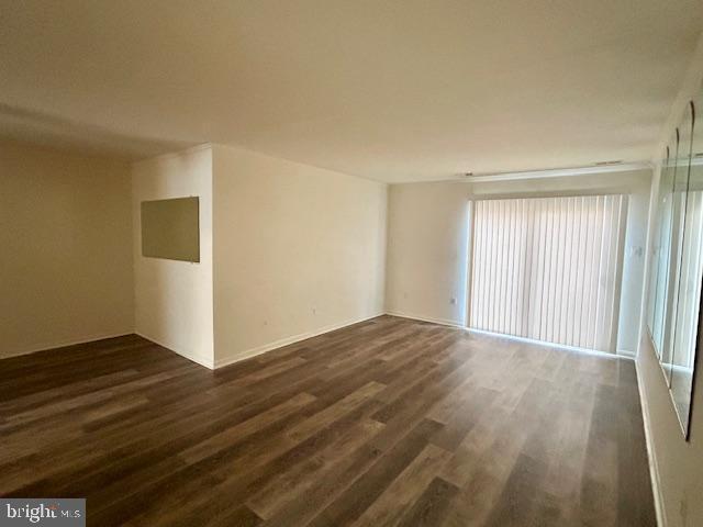 Photo - 10 Kettle Ct Townhome