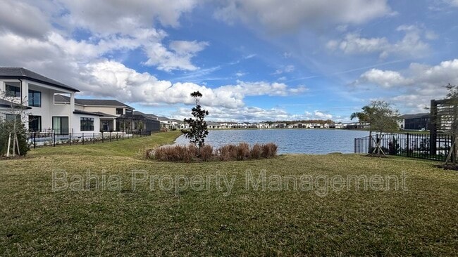 Foto del edificio - 9233 Santorini Dr