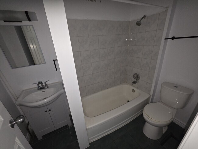 Photo du bâtiment - 6014 South St