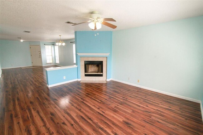 Foto del edificio - 9705 Dalewood Dr