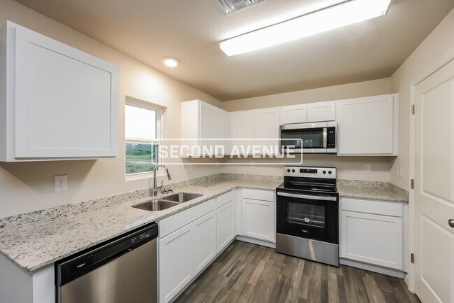Foto del edificio - 3314 63rd ST W