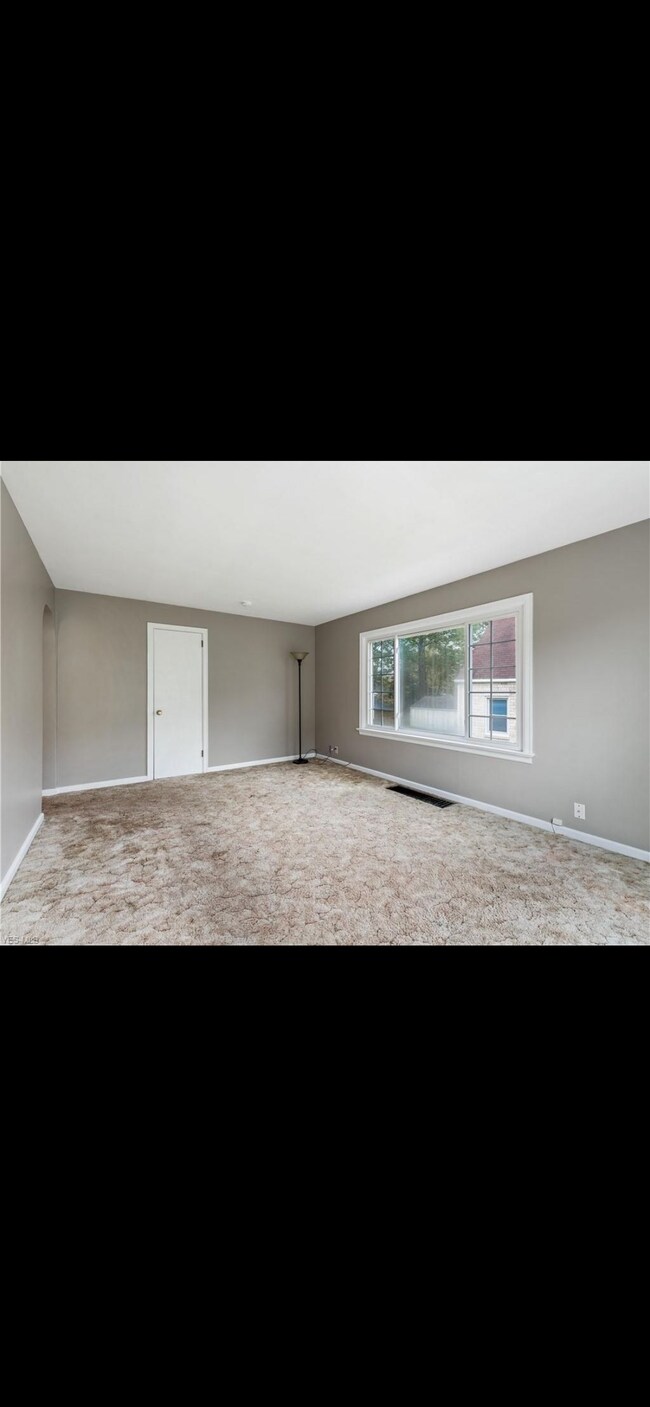 Building Photo - 153 Tolbert St