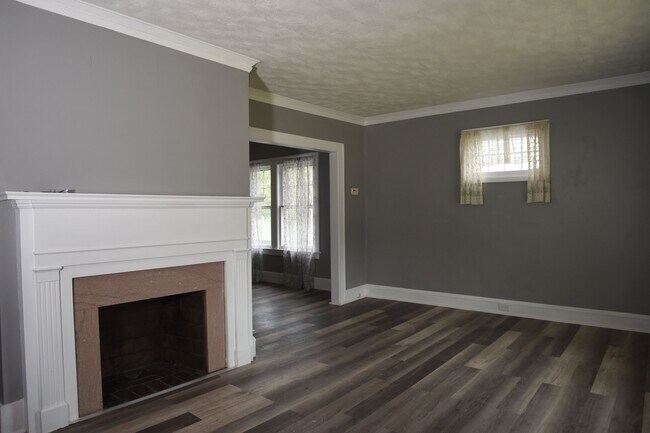 Foto del edificio - 13407 Cedar Rd