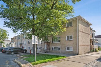 Building Photo - 1204 S 49th Ct