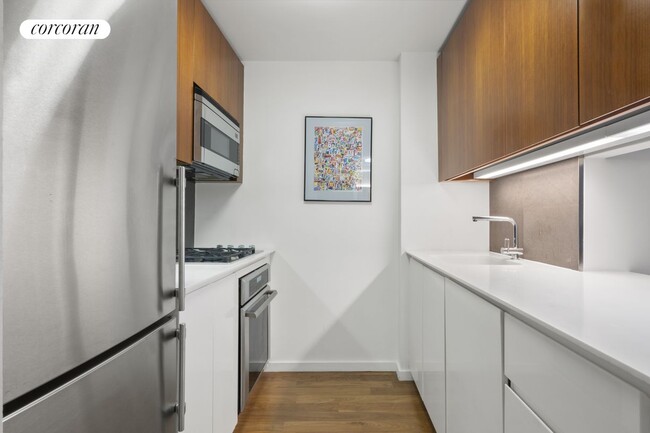Foto del edificio - 515 E 72nd St