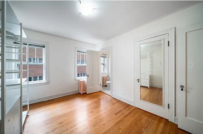 Foto del edificio - 721 Foster St