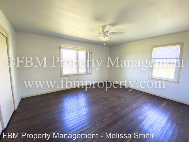 Foto del edificio - 2 br, 1 bath House - 4205 W Park Row Blvd