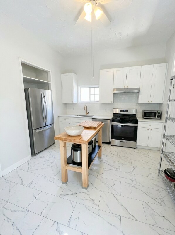 Foto del edificio - 948 Mariposa St