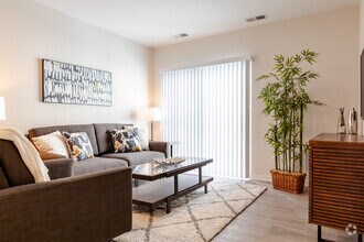 1BR 1BA - 687SF - The Reserve at Hudson Crossing