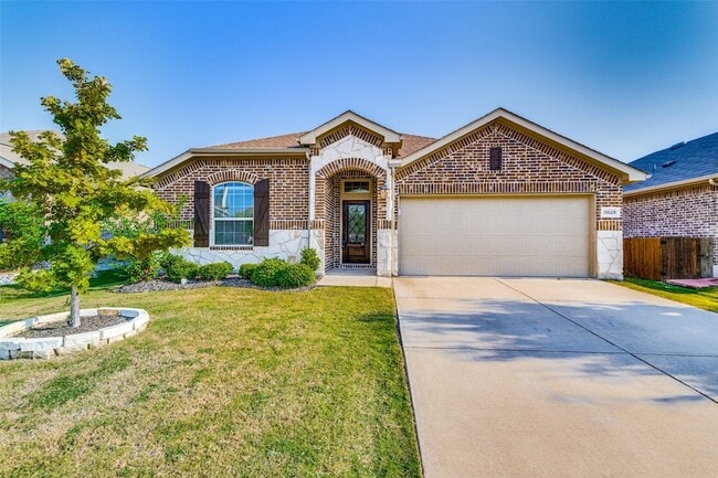 Building Photo - 11629 Champion Creek Dr