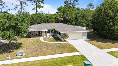 Building Photo - 2473 Poinciana St