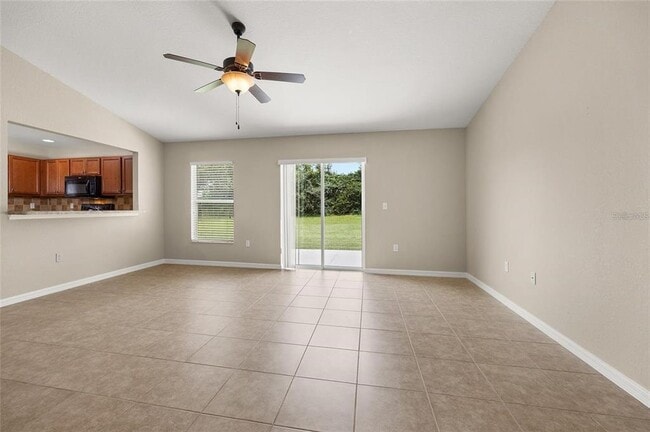Building Photo - 5646 Great Egret Dr