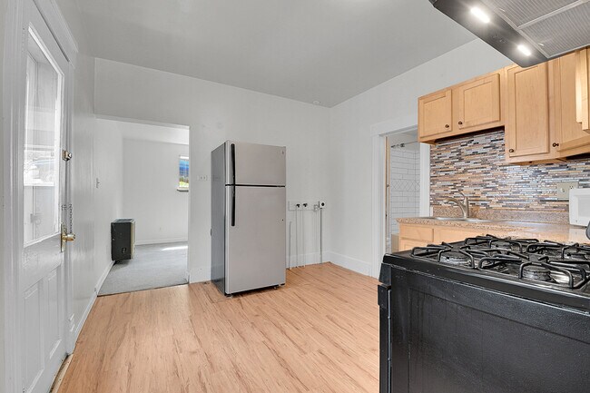 Foto del edificio - 2229 Miner St