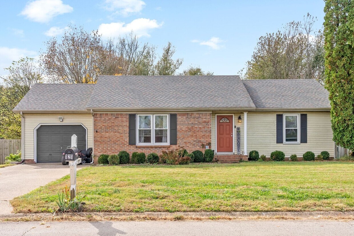 Primary Photo - Move-In Ready - Pet Friendly!