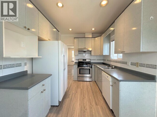 Photo du bâtiment - 1478 E 57th Ave