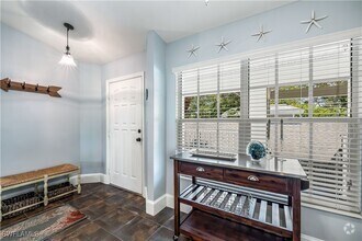 Building Photo - 1350 Misty Pines Cir