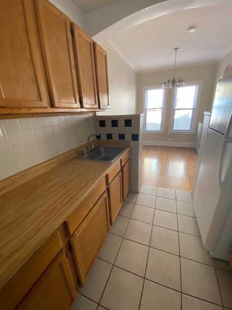 Foto del edificio - 4929 N Whipple St