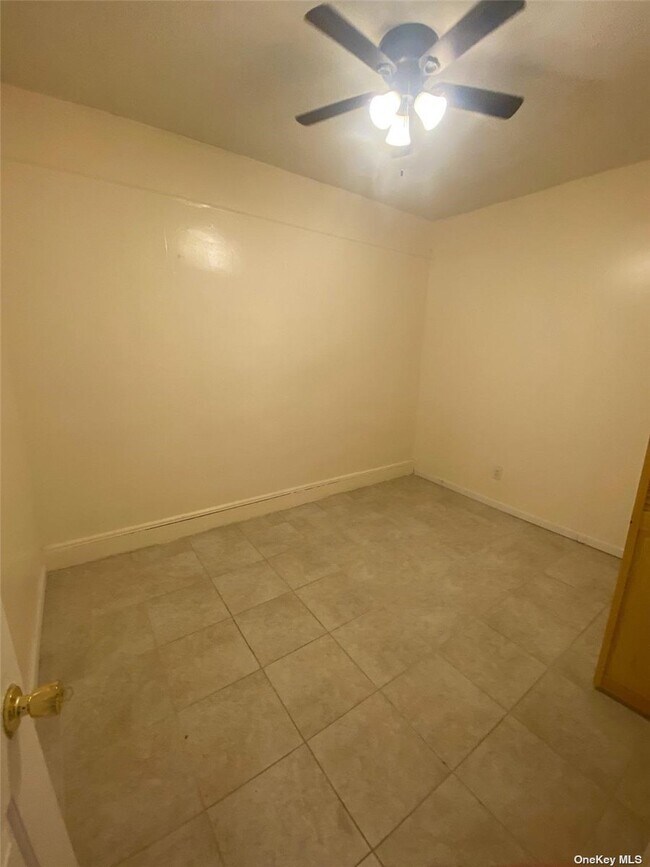 Foto del edificio - 231 Nichols Ave