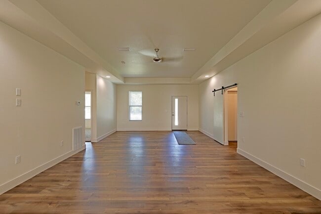 Building Photo - 7580 E Bay Blvd