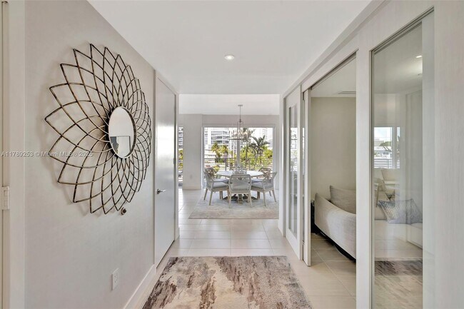 Foto del edificio - 612 Bayshore Dr