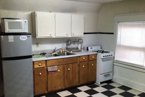 Foto principal - 116 Plymouth Ave