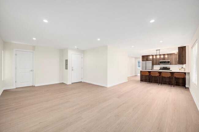 Foto del edificio - 511 Forest Ave