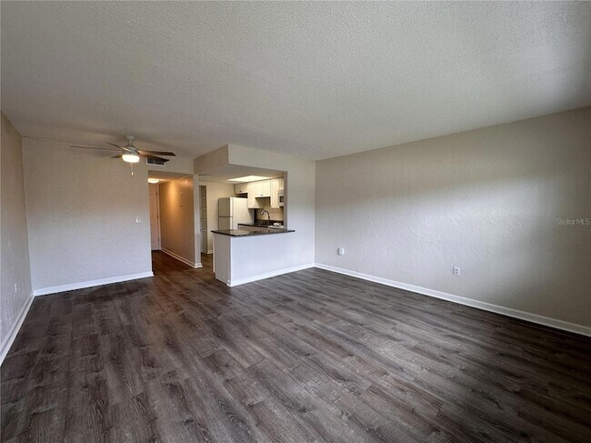Foto del edificio - 112 7th St S