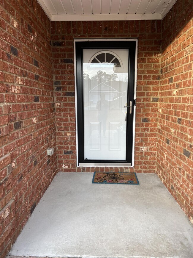 Building Photo - 94 Black Gum Dr NE
