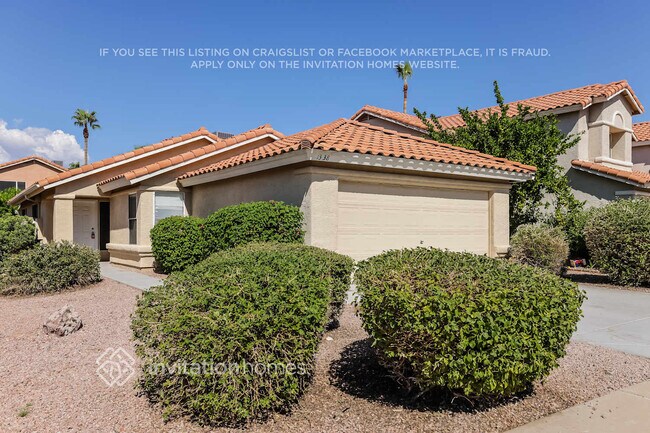 Building Photo - 1338 E Angela Dr