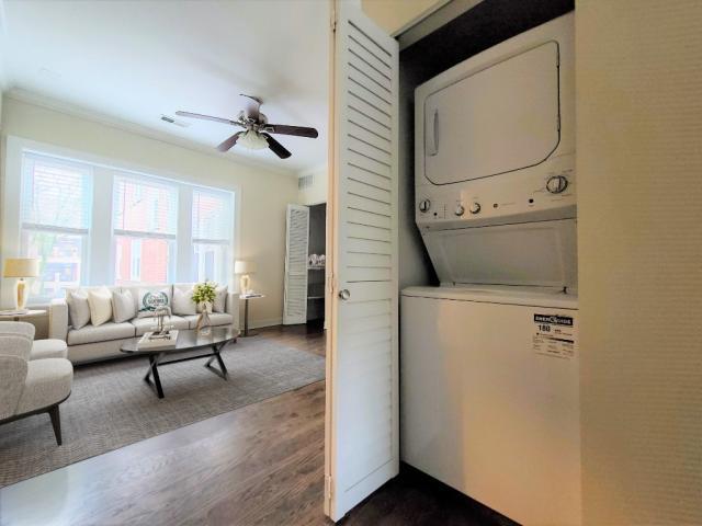 Foto del edificio - 2 bedroom in CHICAGO IL 60657