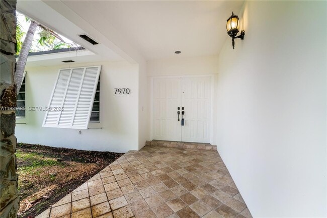 Foto del edificio - 7970 SW 146th St